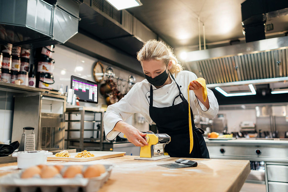 AI-Enabled Kitchen Displays Systems| eatOS Blog