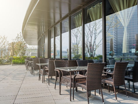 The Benefits of Outdoor Dining