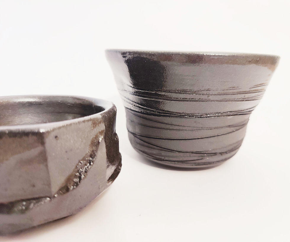 Thumbnail: Black cups (large and small) and teabag holder (set of 3)