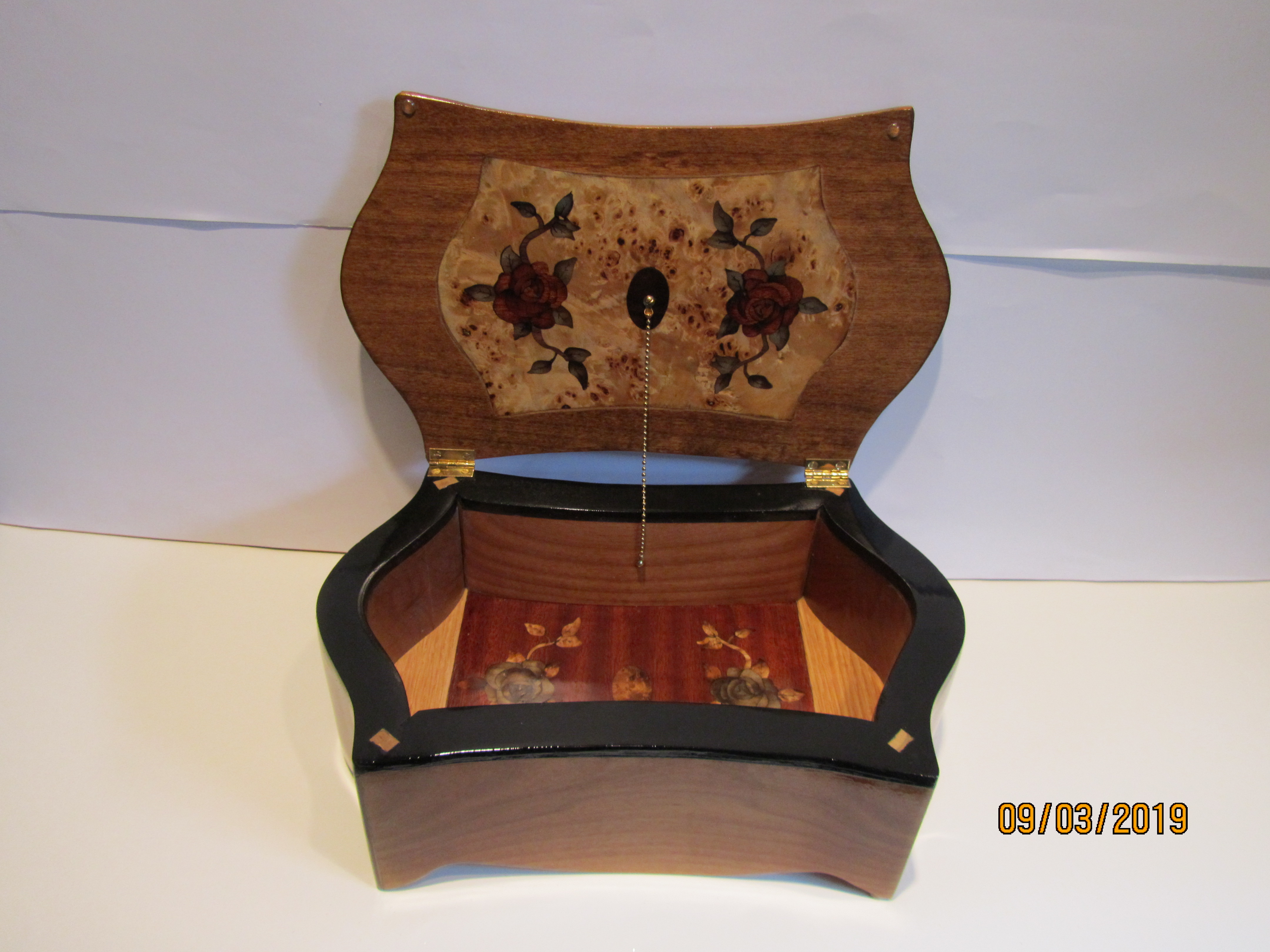 PB#255 French Marquetry 3 Tiers Burl