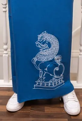 Thumbnail: Lungi - Yapahu Lion Design