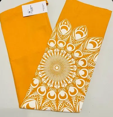 Thumbnail: Lungi - Peacock Feather Design