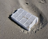 #写真 #漂流物 #海 #日本海 #日本海沿岸 #海岸 #ごみ #ゴミ #プラスチック #漂着ごみ #漂流ゴミ #海洋プラスチックごみ ###海のごみ #海洋ごみ #海のプラスチックごみ #海辺 #おもしろ #アート #漂着物 #海岸 #海外 #marine #debris #sea #wrack #pictur #japansea