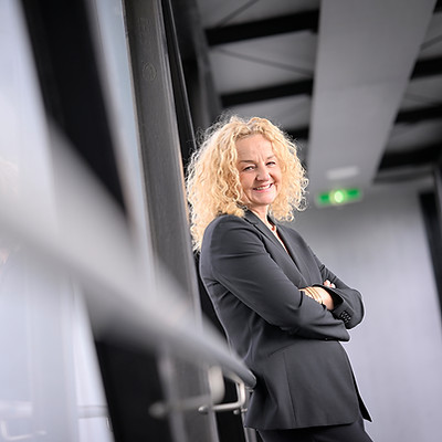 Dr. Julia Klatil