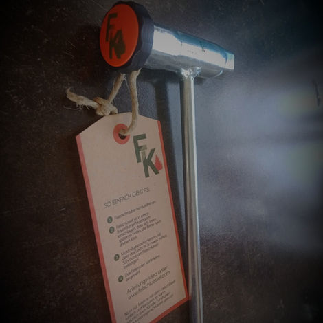 Feilschlüssel mit Anhänger