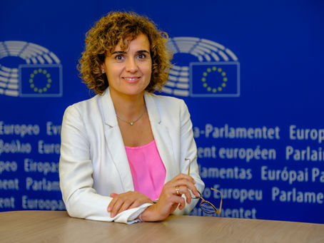 Dolors Montserrat cuestiona la compactibilidad de Teresa Ribera con su cargo como comisaria tras conocerse que mintió sobre las alertas de la DANA