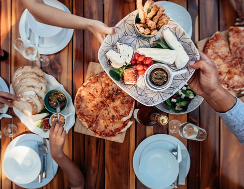 meal family dinner_edited.jpg