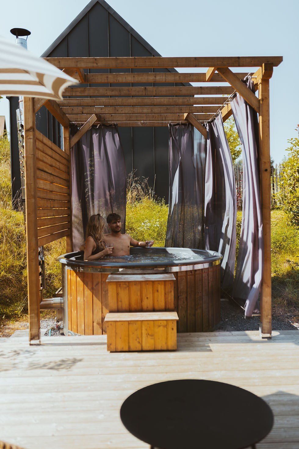 Zweisamkeit + Hot Tub