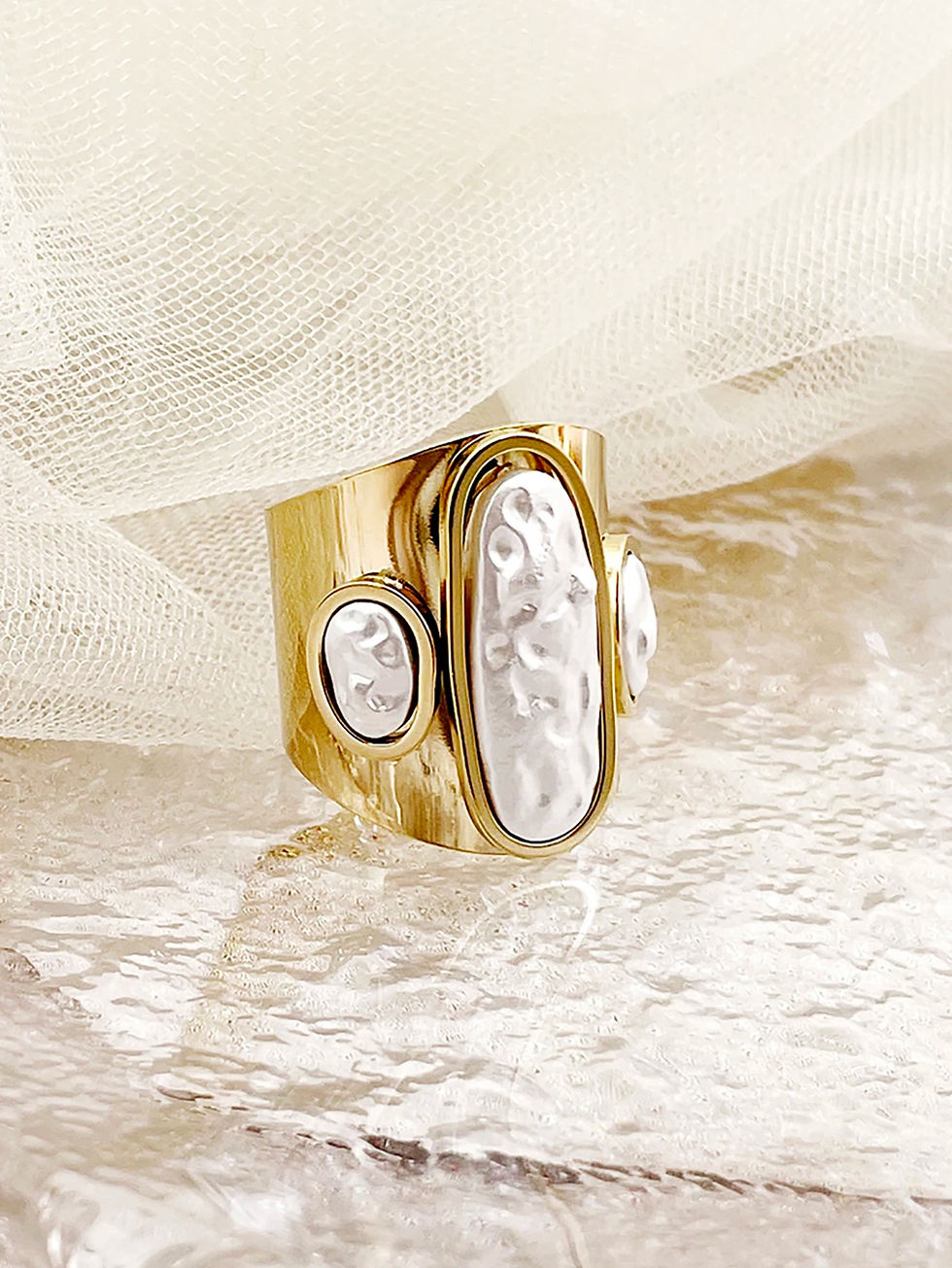Thumbnail: Sophia Ring