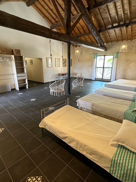 dortoir gite des écuries au domaine des barrettes a agde