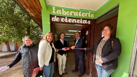 Esval impulsa innovador laboratorio hídrico en Liceo Rinconada de Silva de Putaendo