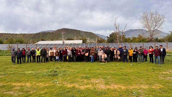 150 familias de Calle Larga serán beneficiadas con subsidio en sus cuentas de electricidad gracias al primer Parque Solar Comunitario