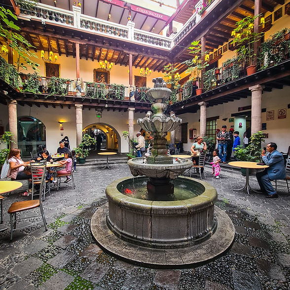 Palacio Arzobispal, Centro Histórico de Quito, Capital de Ecuador
