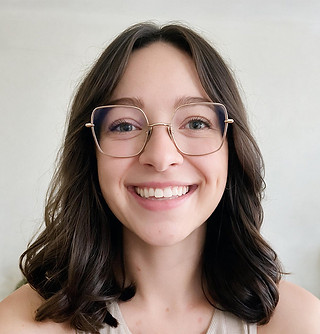 Danica-Headshot.jpg