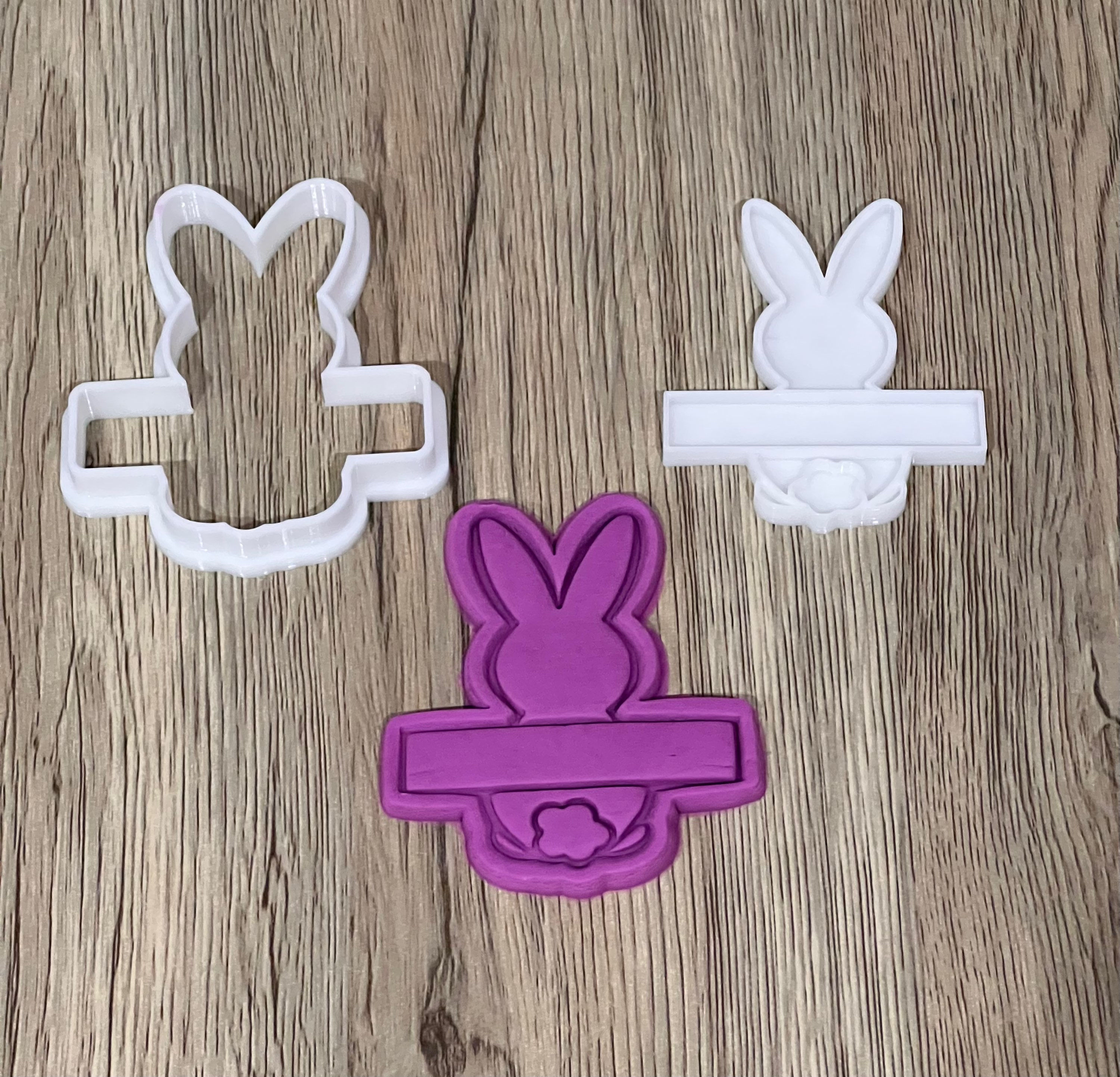 Easter Bunny w/ Banner Cutter+Stamp