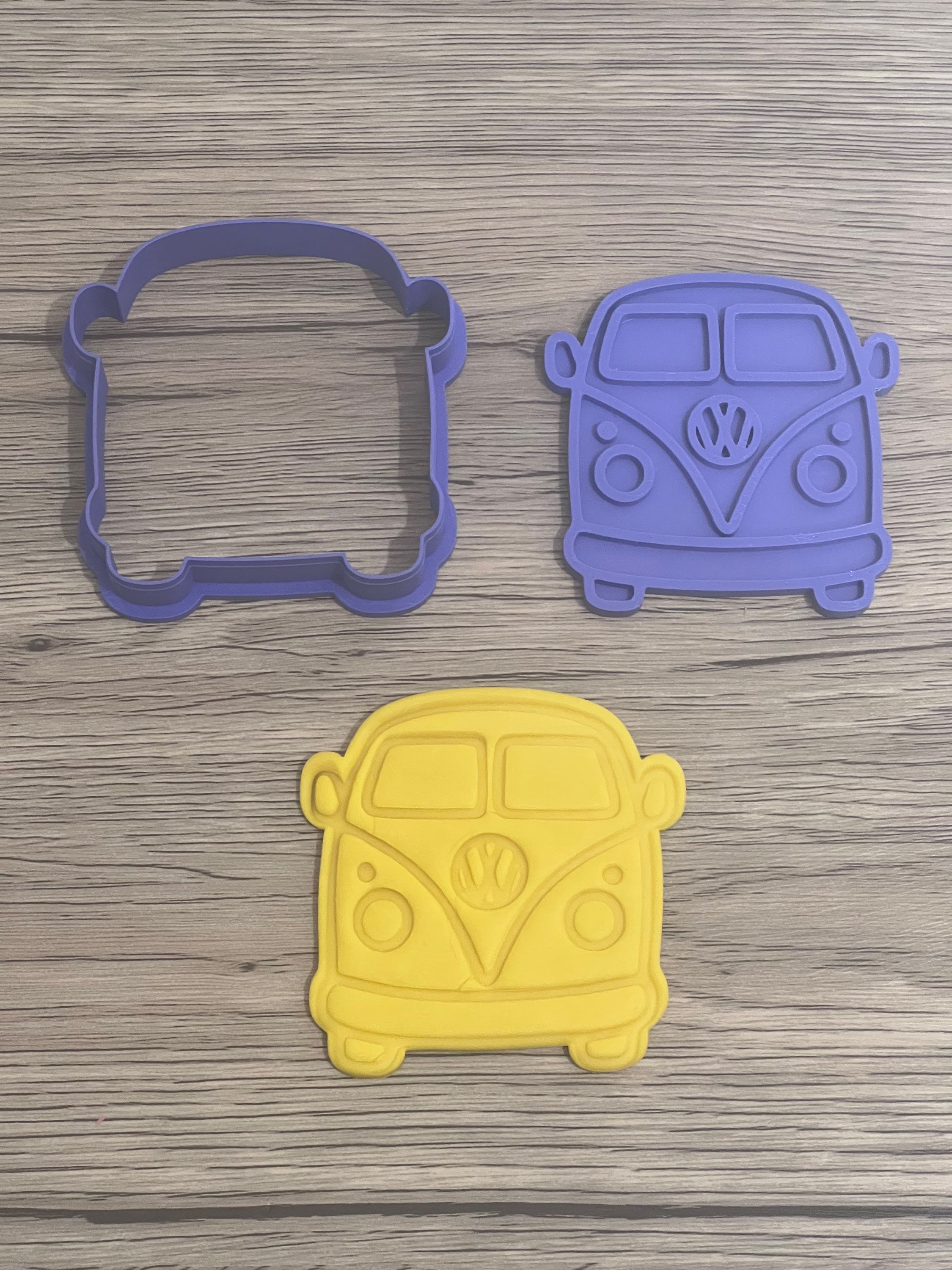 Kombi Van Cutter+Stamp