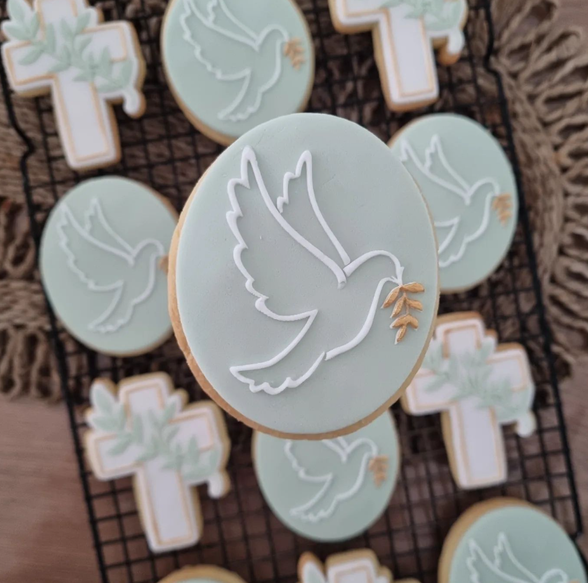 Peace Dove Cutter+Debosser Stamp