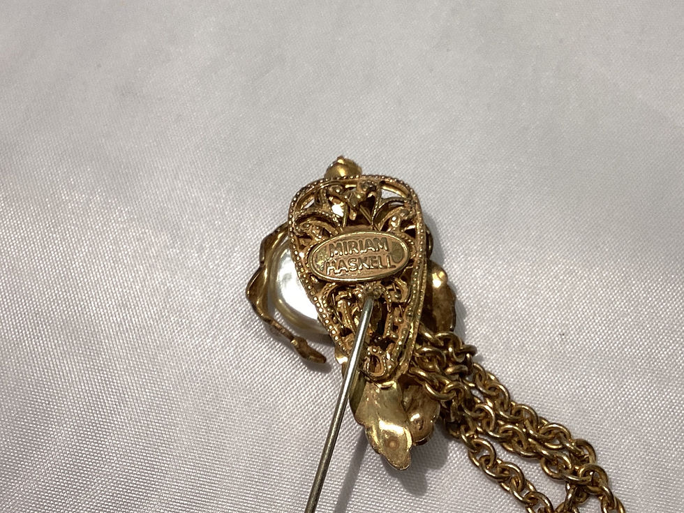 Thumbnail: Miriam Haskell stickpin brooch