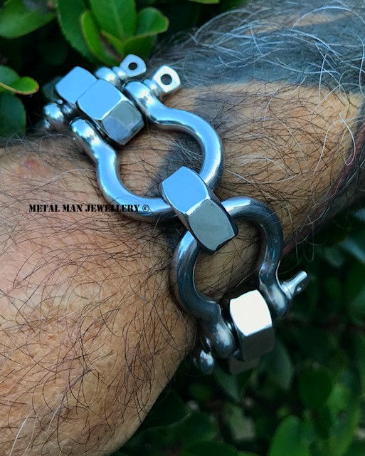 Thumbnail: I5 - Multi bow shackle and nut bracelet