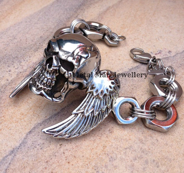 Miniaturbild: SW11 Totenkopf- und Flügelarmband