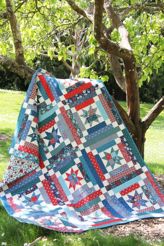 Thumbnail: Cluck Cluck Sew  LIMELIGHT Fat Quarter Jelly Strip Pattern