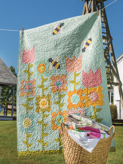 Thumbnail: Pieced Flower Quilts Quilt Book