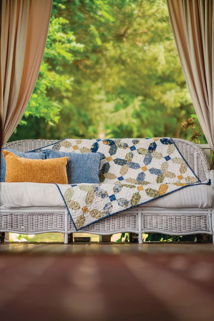 Gerri Robinson QUILTS IN BLOOM Spiral Bound Pattern Book Mysite