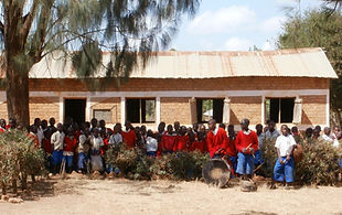 Igongolo-Grundschule_edited.jpg