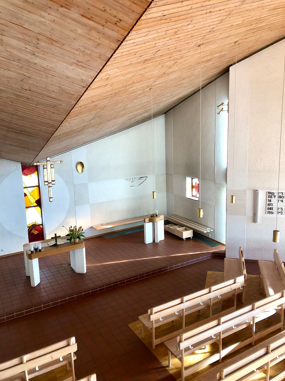 Cantate-Kirche Innenraum
