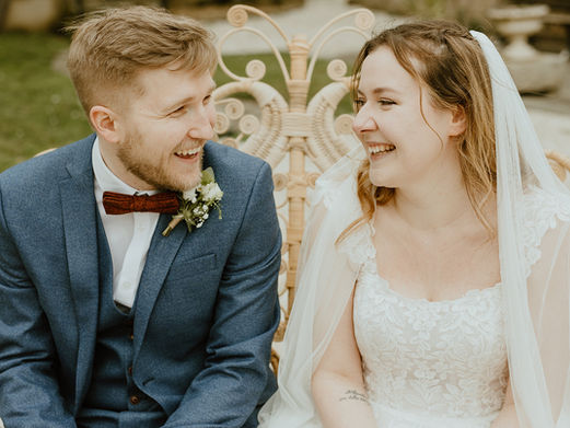 Marie et Matthew – une cérémonie bilingue et romantique, à l’anglaise