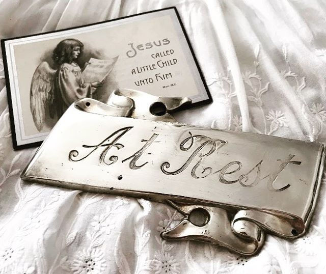 Antique Coffin Plaque โAt Restโ - New in! So beautiful โค๏ธ message for details..