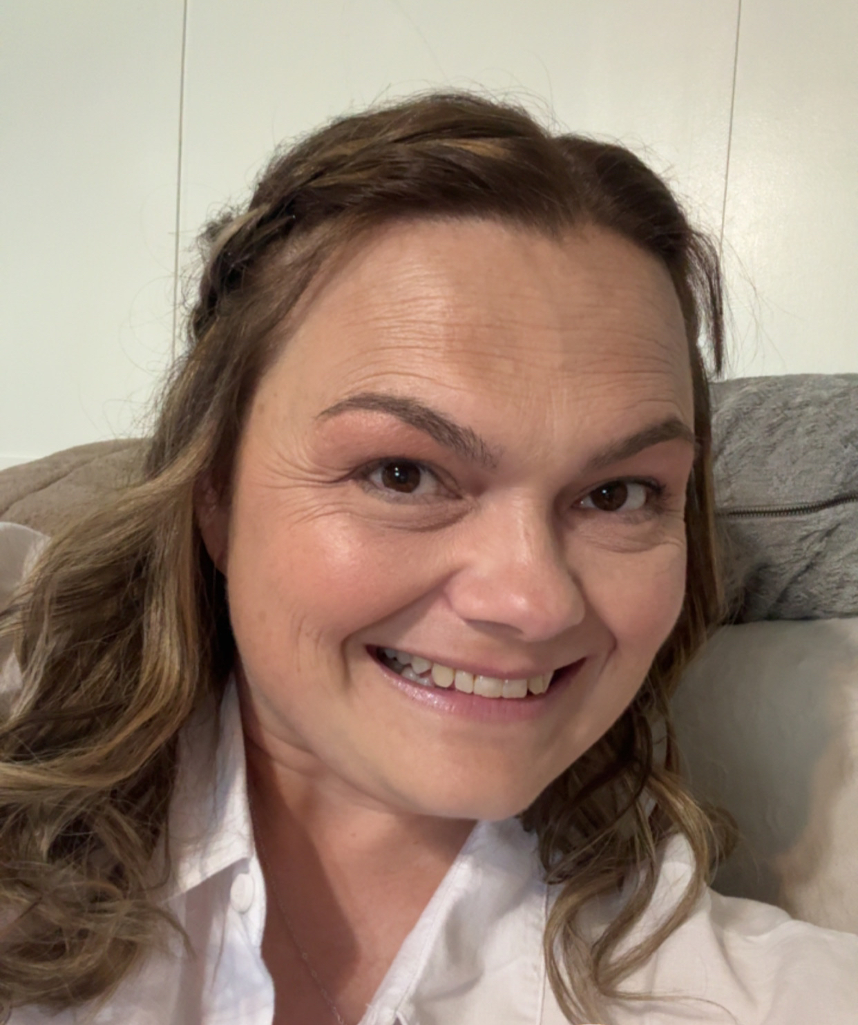 nicole selfie for suzy_edited.jpg