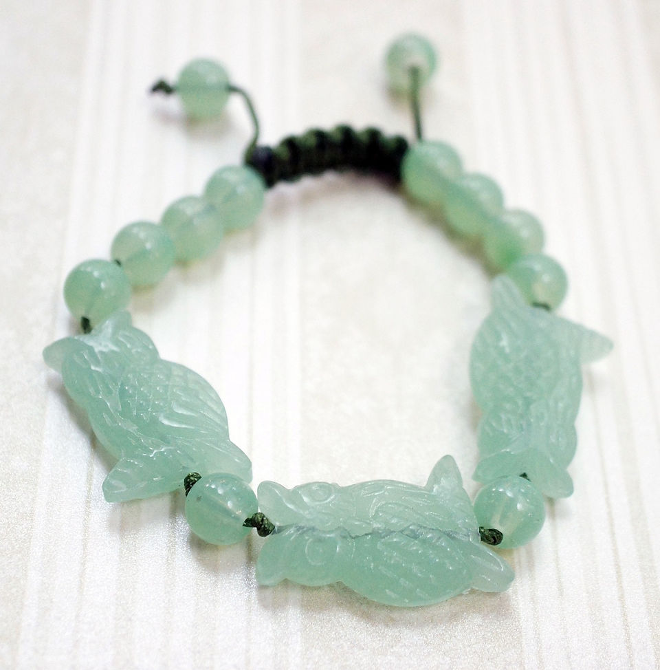 Green aventurine bracelet carved as owls