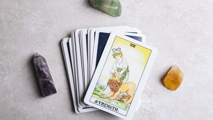 Tarot Cards _ Crystals