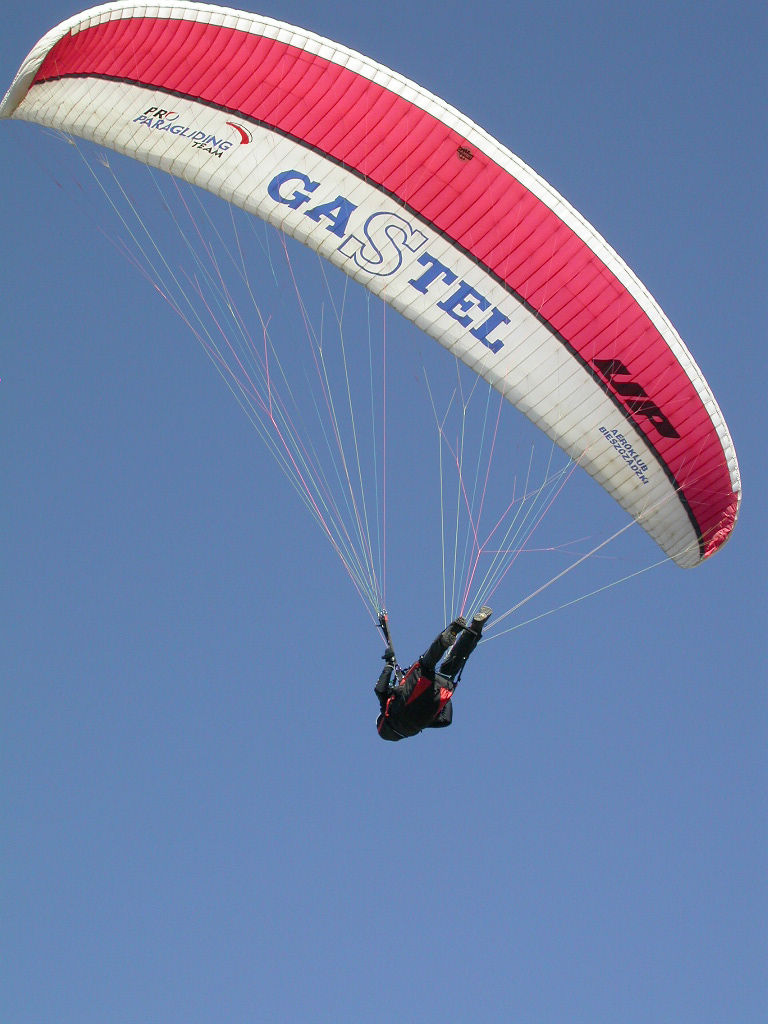 Nichol: 2003 Manilla Paragliding Open Day 2