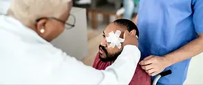 patient-in-need-of-emergency-eye-care.webp