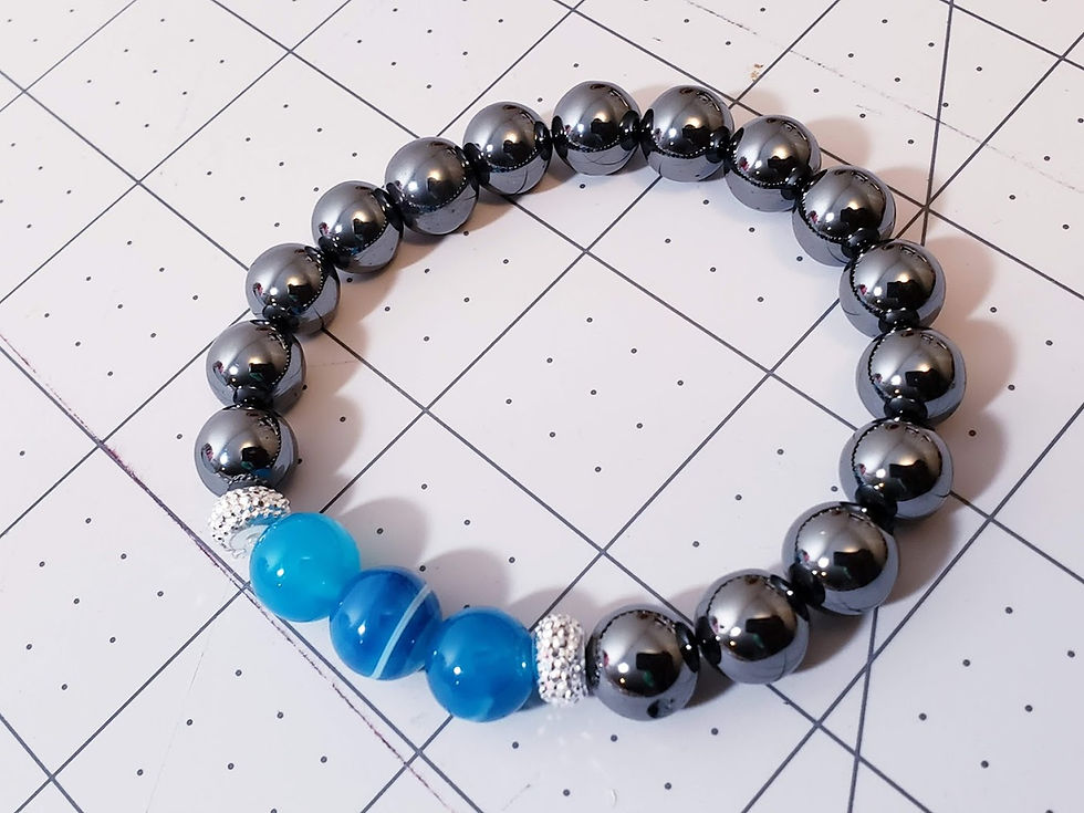 Thumbnail: Beaded bracelet with dark and blue stones