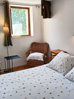 Studio Chasteuil **
Une retraite paisible au cœur de la nature.