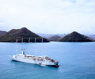 Cruise Boot auf dem Wasser