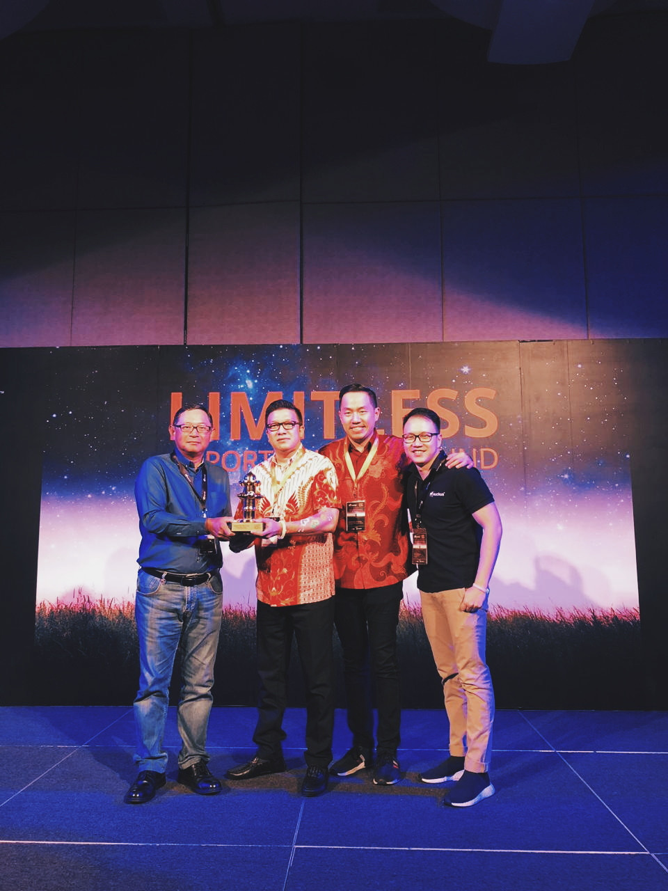 Asian Pacific Ruckus Principal, Global Infotech Solution's Managing Director, Vice President Manage Service of WiWE, Indonesia Ruckus Principal