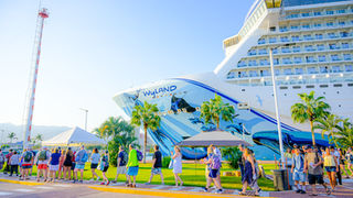 Arriban tres cruceros a Puerto Vallarta; superan los 12 mil visitantes por vía marítima