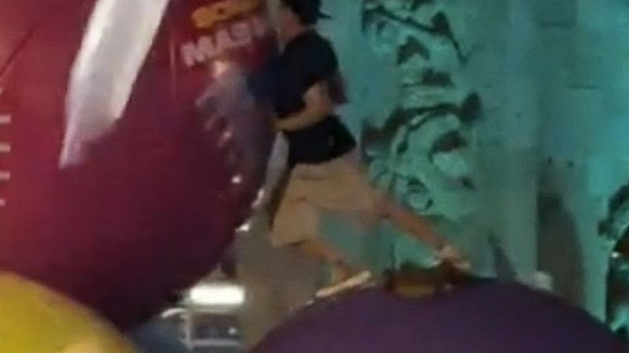 Vandaliza escultura frente a decenas de personas y termina detenido en Zapopan