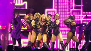 Gloria Trevi hizo cantar a todos los asistentes en la Arena Guadalajara