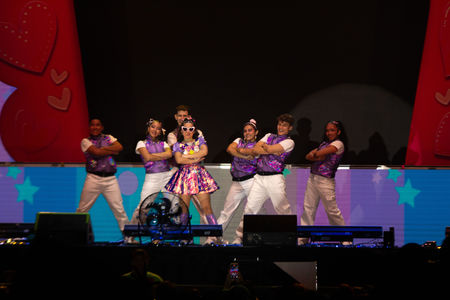La cantante infantil Lara Campos se presentó en la Arena Guadalajara cautivando a chicos y grandes.