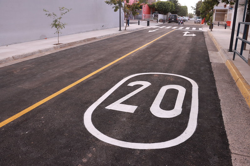 El gobierno de Vero Delgadillo destinará recursos a la rehabilitación de calles, banquetas, unidades deportivas y espacios públicos en La Industrial, Santa Tere y Lagos de Oriente.