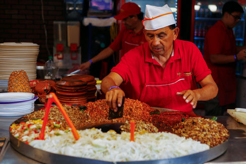 Superan Fiestas de Octubre un millón de asistentes en su 60° aniversario