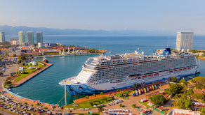 Inicia temporada de cruceros en Puerto Vallarta con la llegada del Norwegian Bliss