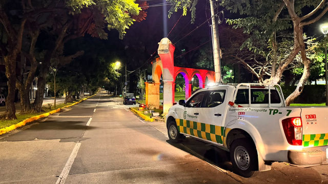 Operativos nocturnos de SETRAN dejan 966 infracciones a taxis y plataformas