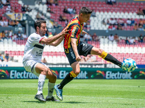 Por segundo partido, Leones Negros deja escapar una ventaja sobre el cierre del partido