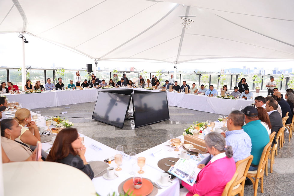 Zapopan dona equipo médico a 16 municipios de Jalisco y Zacatecas para fortalecer la salud pública
